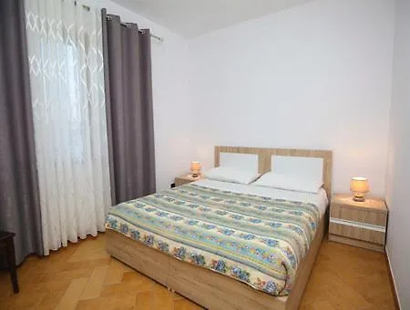 Apartament Valona Wlora